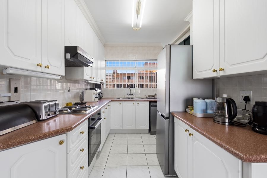4 Bedroom Property for Sale in Sea Point Western Cape